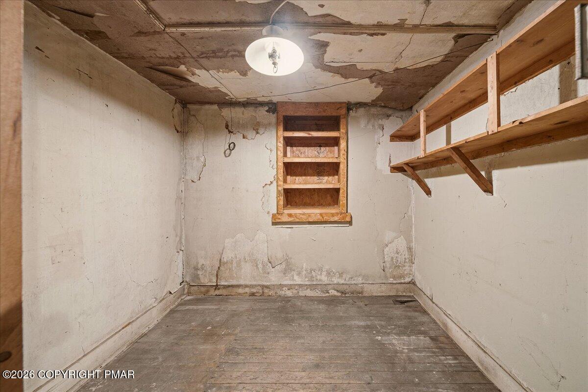 910-912 Hampton Street Scranton, PA 18504 - Photo 26 of 38 Basement