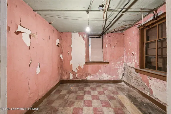 $179,000 | 910-912 Hampton Street, Scranton, PA 18504