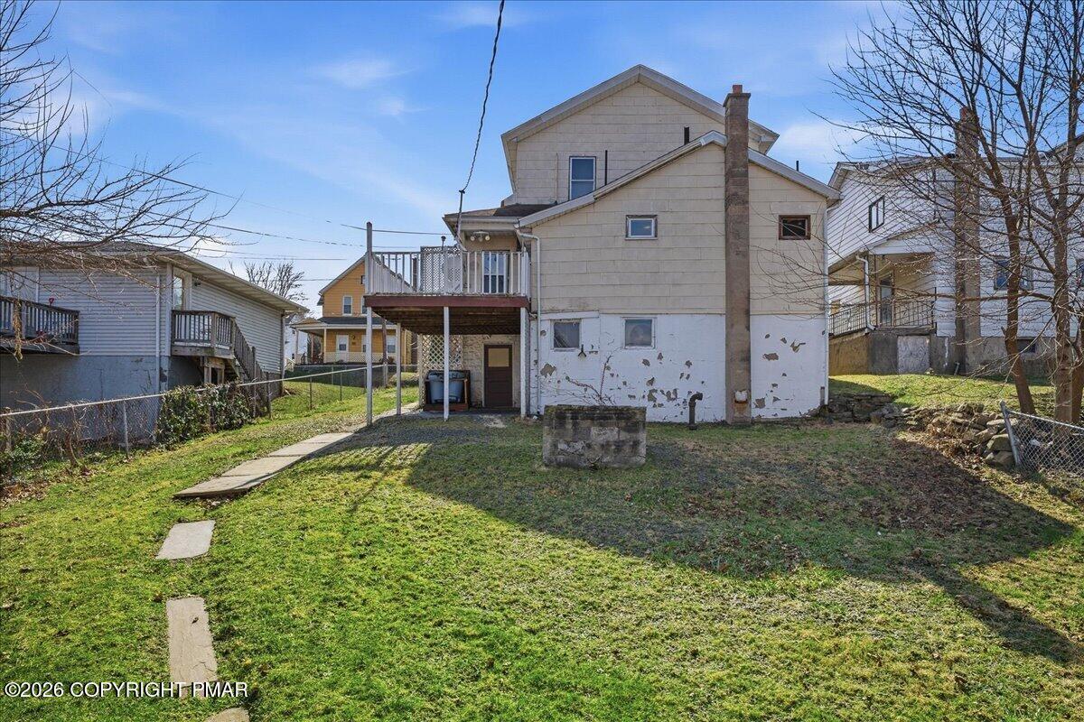 910-912 Hampton Street Scranton, PA 18504 - Photo 32 of 38 Backview