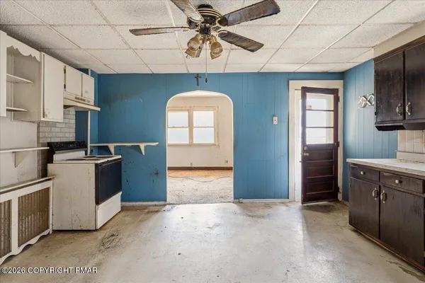 $179,000 | 910-912 Hampton Street, Scranton, PA 18504