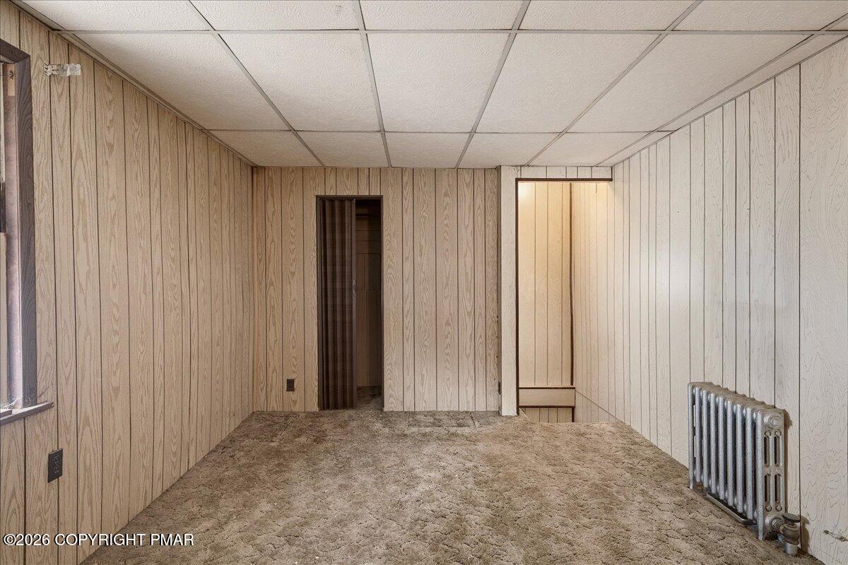 910-912 Hampton Street Scranton, PA 18504 - Photo 9 of 38 912 - Bedroom 1