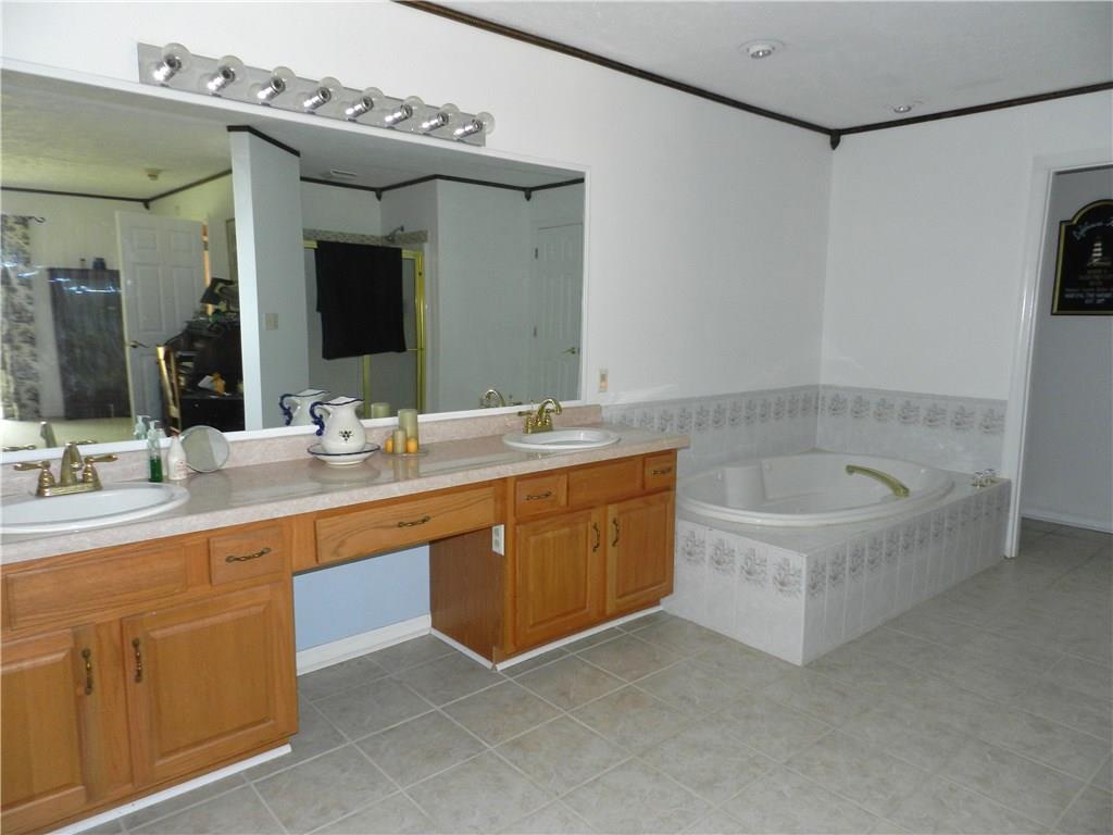 336 Coffee Run Road Pulaski, PA 16143 - Photo 12 of 23 Gallery Image 12