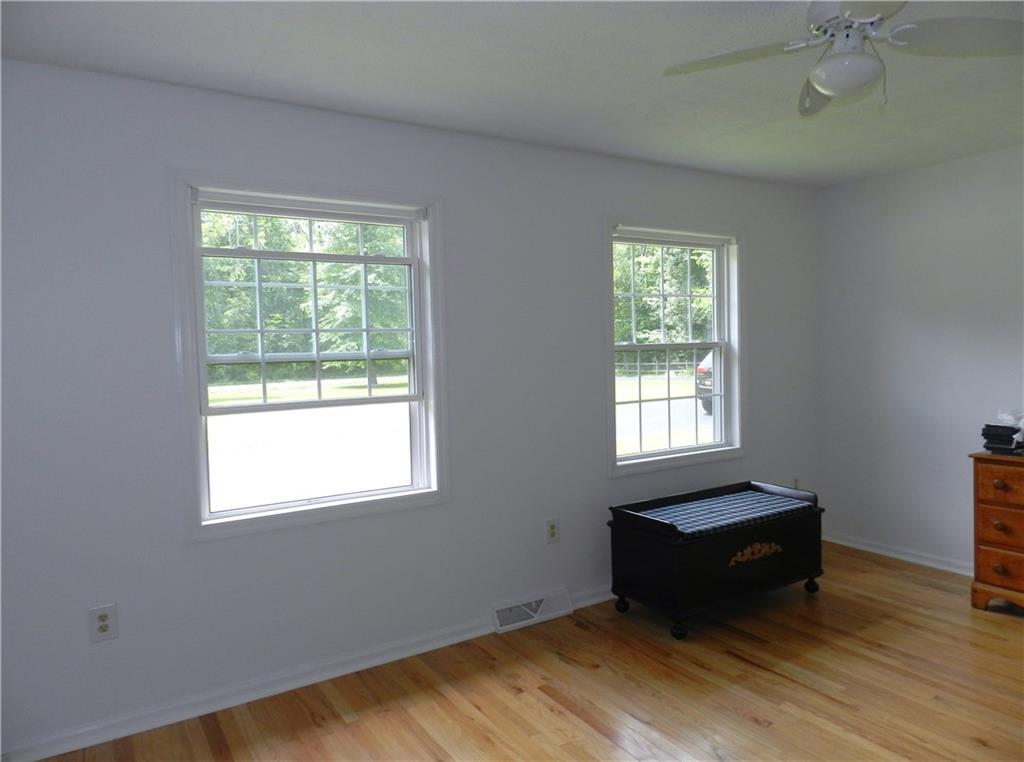 336 Coffee Run Road Pulaski, PA 16143 - Photo 15 of 23 Gallery Image 15