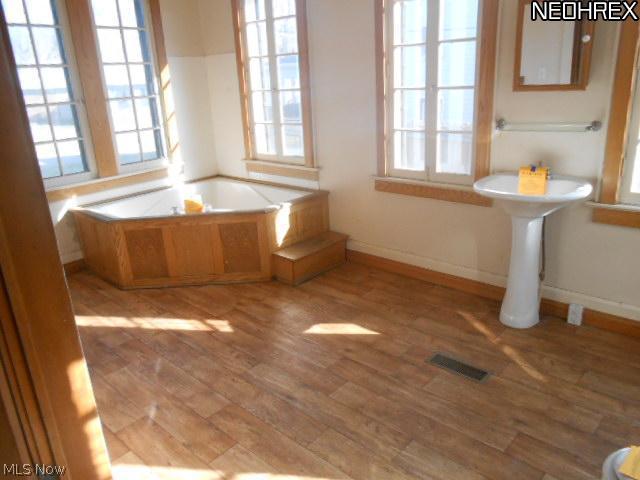 7100 Old Town Road Mount Perry, OH 43760 - Photo 10 of 11