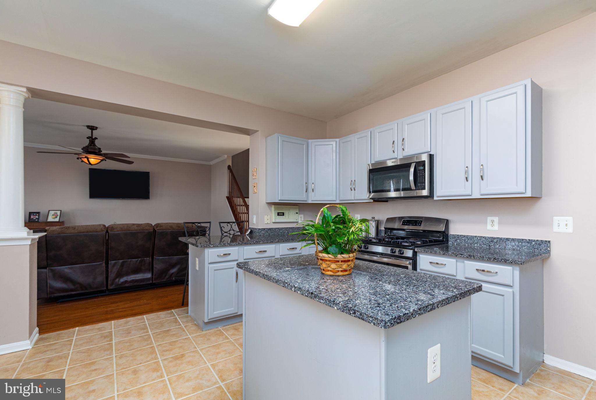 212 Commodore Drive Baltimore, MD 21221 - Photo 12 of 44