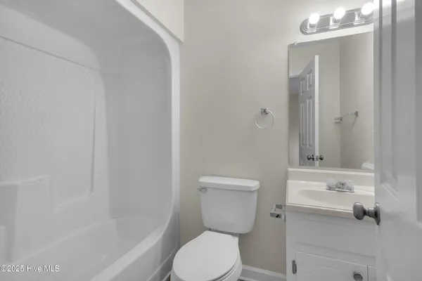 $1,600 | 125 Pirates Road, Unit 7, New Bern, NC 28562