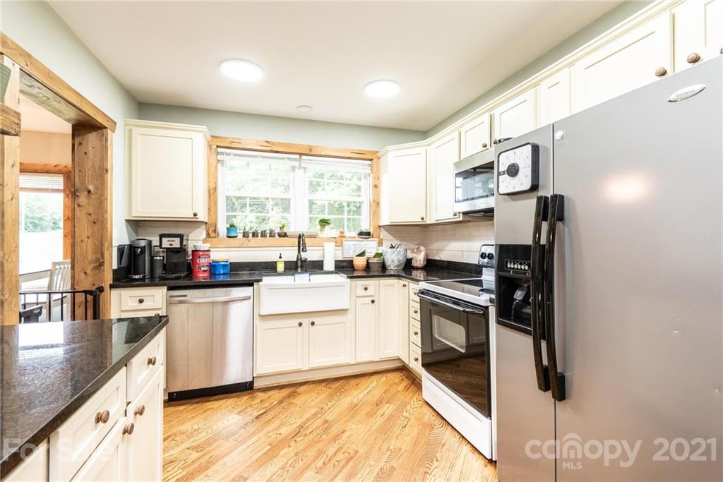 5696 Jenkins Road Morganton, NC 28655 - Photo 15 of 30 Gallery Image 15