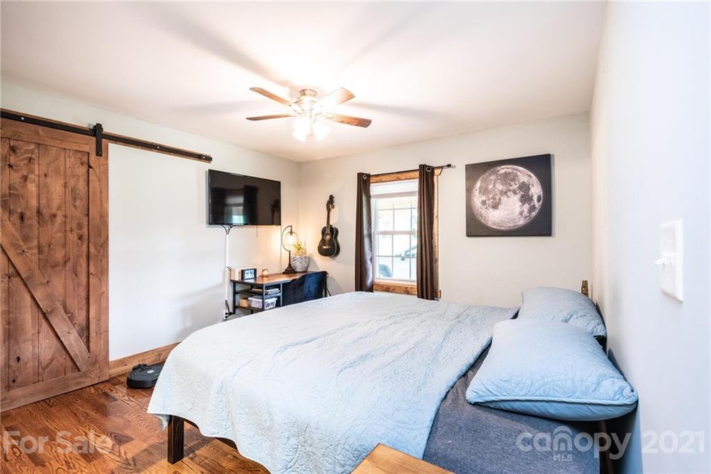5696 Jenkins Road Morganton, NC 28655 - Photo 22 of 30 Gallery Image 22
