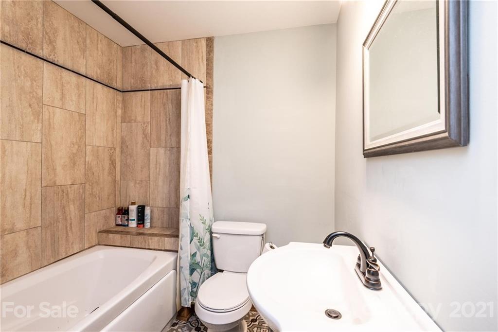 5696 Jenkins Road Morganton, NC 28655 - Photo 24 of 30 Gallery Image 24