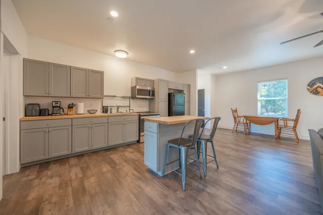 $289,000 | 19404 Peppernut Drive, Redding, CA 96003