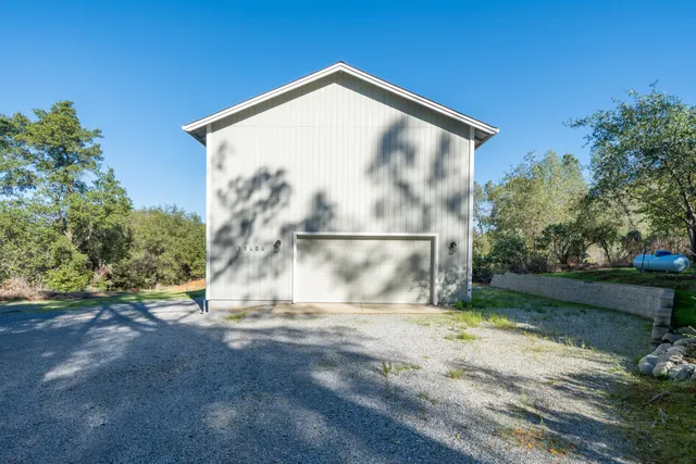 $289,000 | 19404 Peppernut Drive, Redding, CA 96003