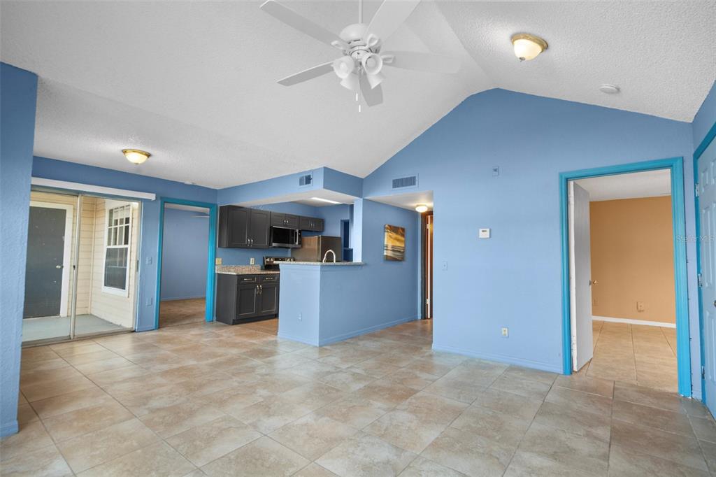 1037 South Hiawassee Road, Unit 2822 Orlando, FL 32835 - Photo 5 of 16