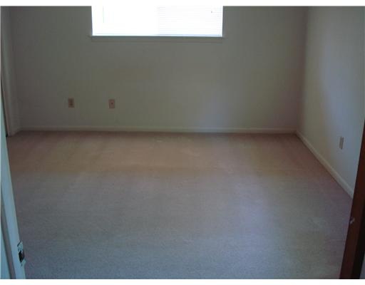 212 Wilshire Street Portland, TX 78374 - Photo 7 of 9