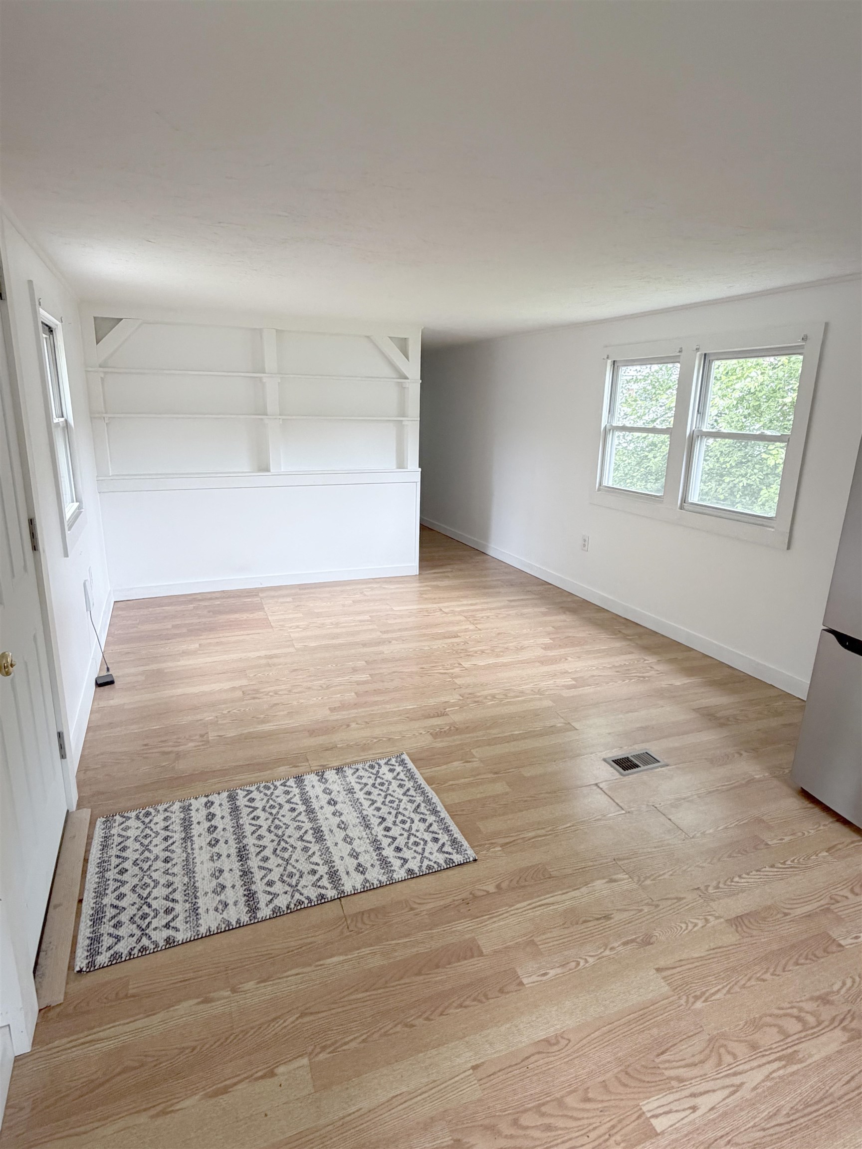 22 Valley Road Brattleboro, VT 05301 - Photo 3 of 34