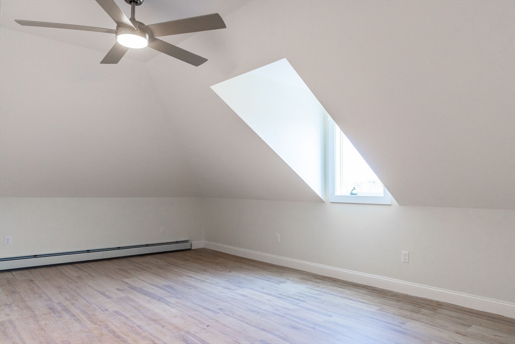 71 Friend Street, Unit 4 Gloucester, MA 01930 - Photo 11 of 13