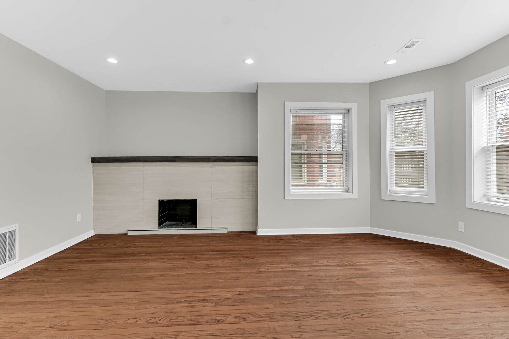 8042 South Champlain Avenue, Unit 2 Chicago, IL 60619 - Photo 5 of 17