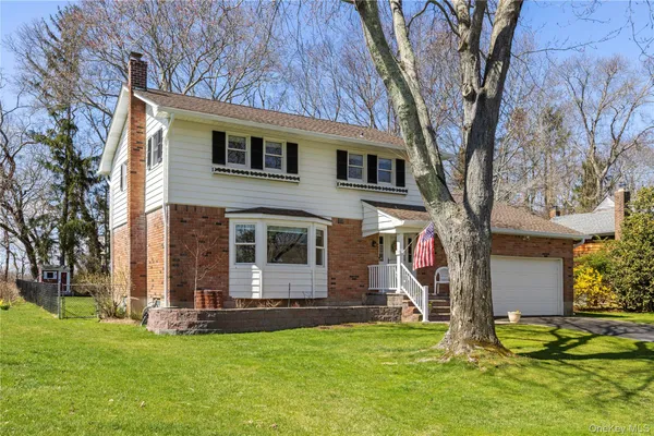 $899,000 | 93 St Marys Drive, Jamesport, NY 11901