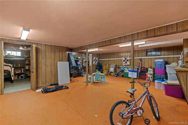 $899,000 | 93 St Marys Drive, Jamesport, NY 11901