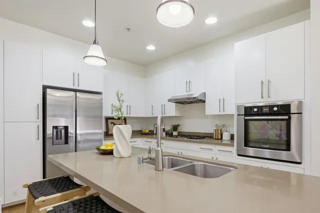 $1,998,000 | 823 Altaire Walk, Palo Alto, CA 94303