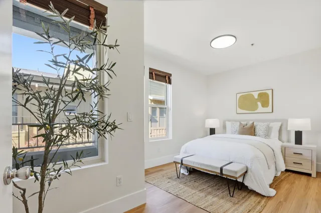 $1,998,000 | 823 Altaire Walk, Palo Alto, CA 94303