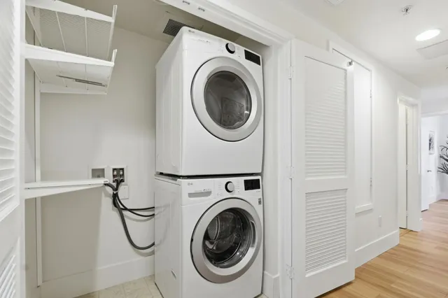 $1,998,000 | 823 Altaire Walk, Palo Alto, CA 94303