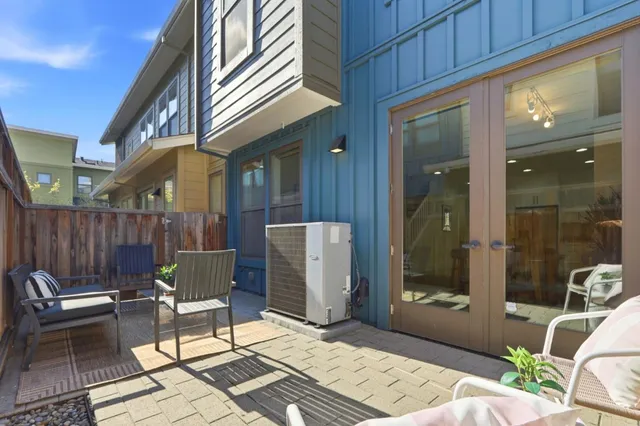 $1,998,000 | 823 Altaire Walk, Palo Alto, CA 94303