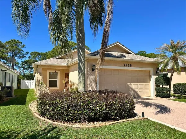 $439,000 | 7928 Southeast Sugar Pines Way, Hobe Sound, FL 33455