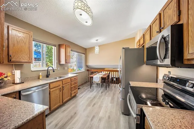 $434,900 | 4915 Wainwright Drive, Colorado Springs, CO 80911