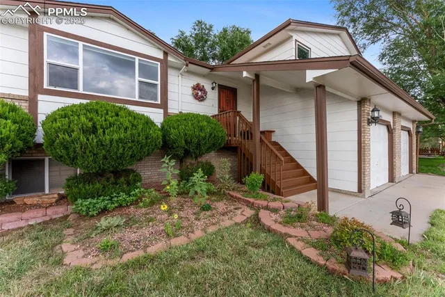 $434,900 | 4915 Wainwright Drive, Colorado Springs, CO 80911