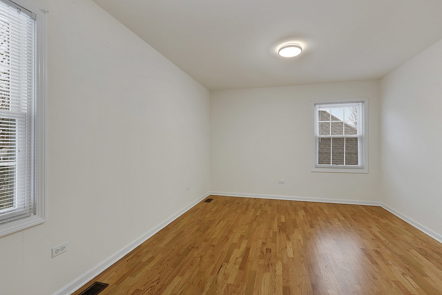 2606 Illinois Road Northbrook, IL 60062 - Photo 12 of 16