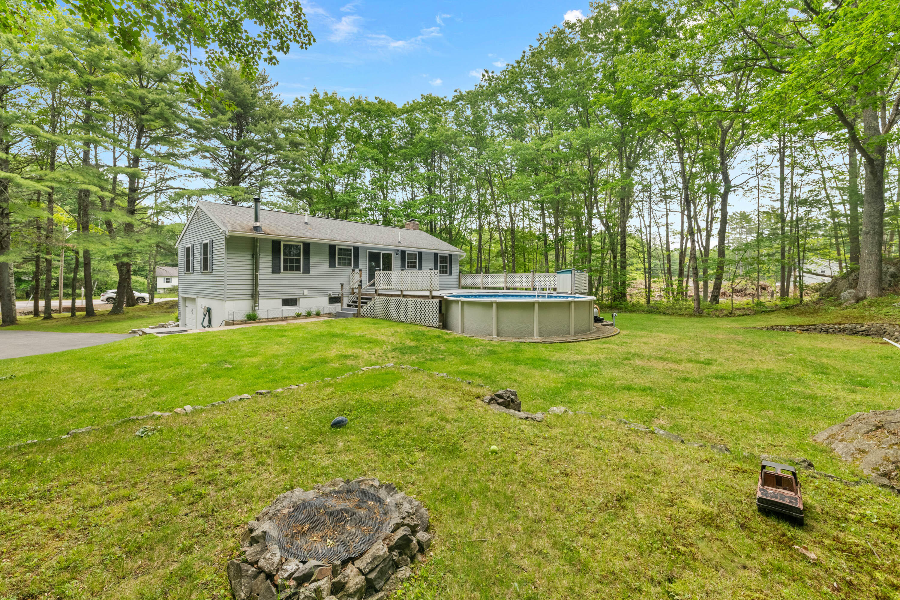 460 Pool Street Biddeford, ME 04005 - Photo 33 of 37 460 Pool St biddeford pic#35