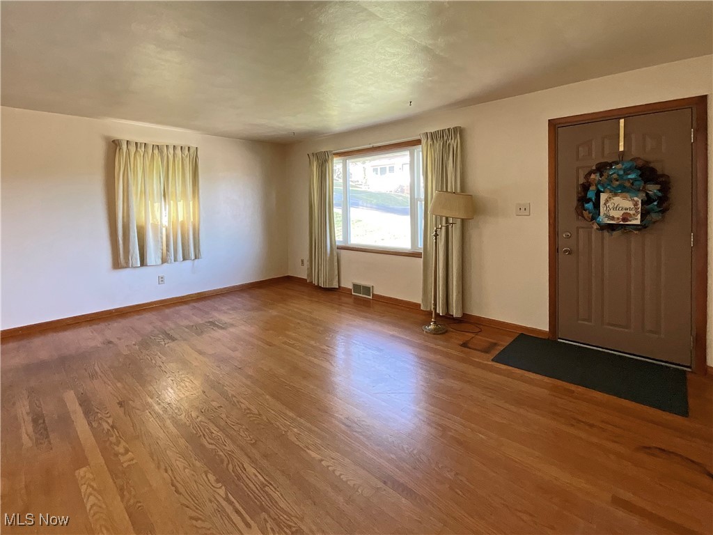 106 Ridgeway Avenue Weirton, WV 26062 - Photo 2 of 19 Foyer with hardwood / wood-style flooring