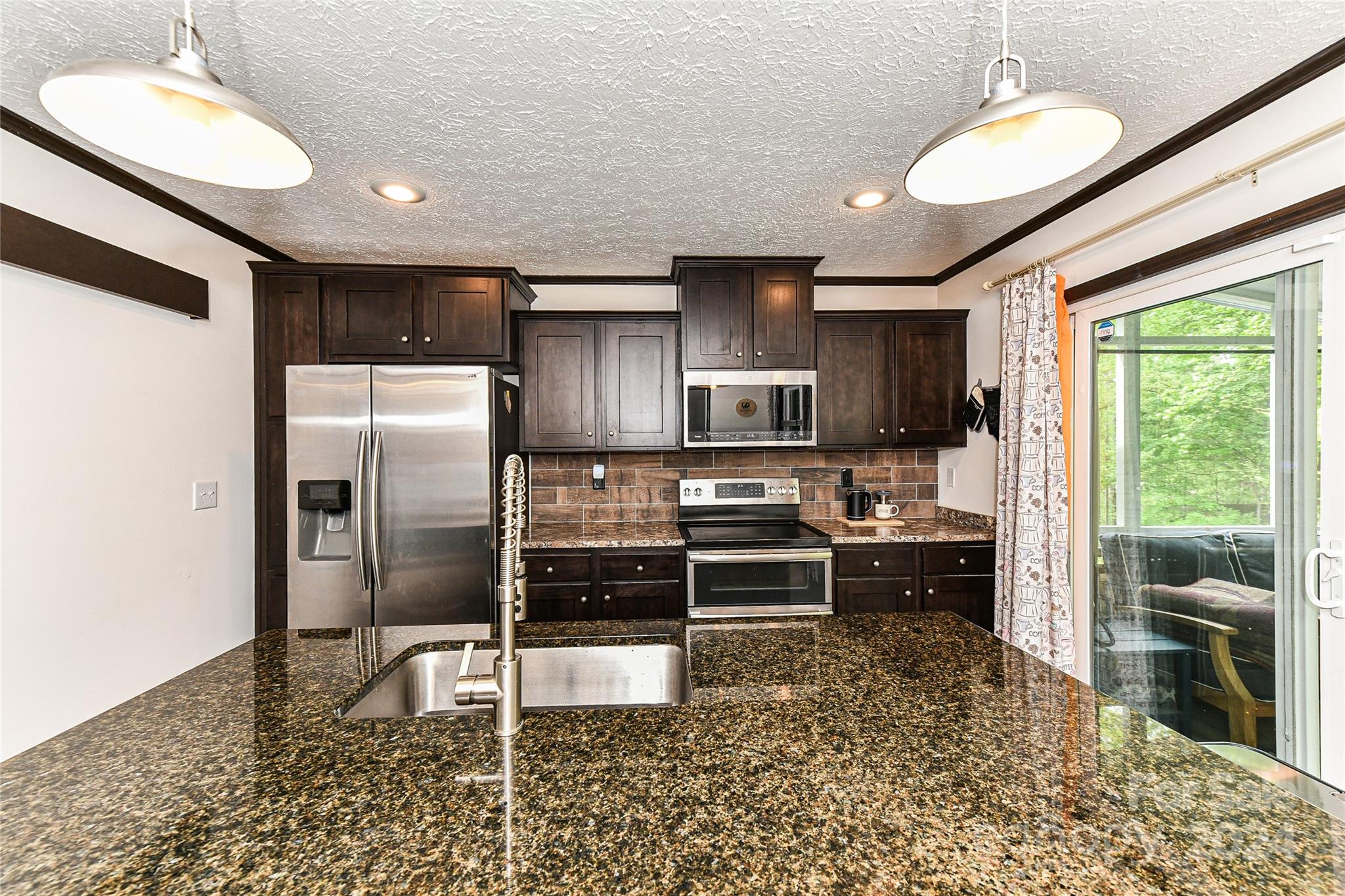 1829 Hart Road Charlotte, NC 28214 - Photo 11 of 39 Gallery Image 11
