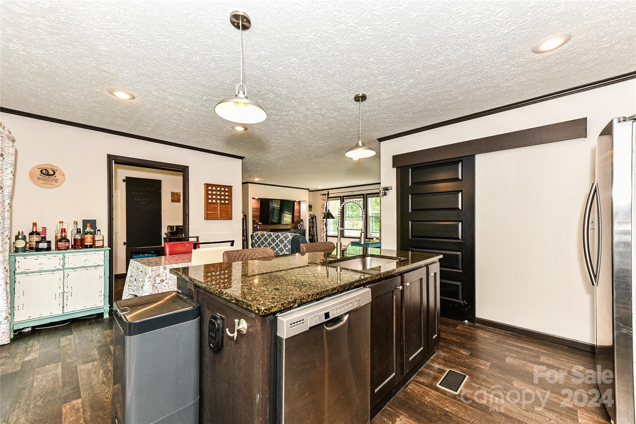 1829 Hart Road Charlotte, NC 28214 - Photo 14 of 39 Gallery Image 14