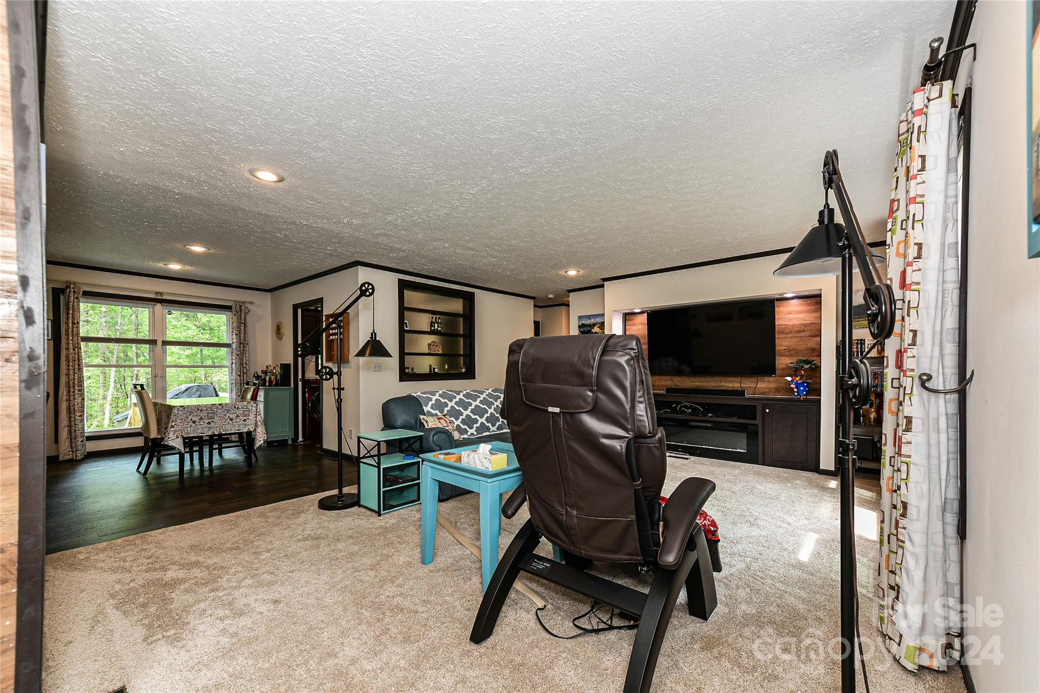 1829 Hart Road Charlotte, NC 28214 - Photo 6 of 39 Gallery Image 6
