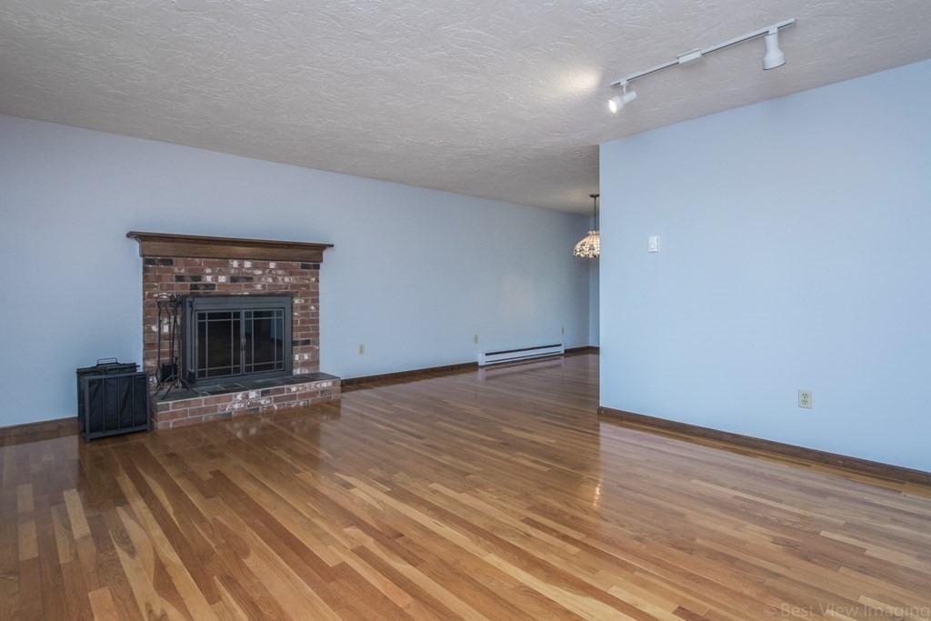 95 Chickering Road Spencer, MA 01562 - Photo 11 of 36 Gallery Image 11