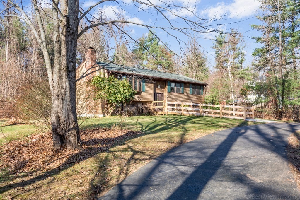 95 Chickering Road Spencer, MA 01562 - Photo 2 of 36 Gallery Image 2