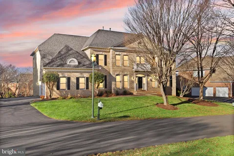 $1,750,000 | 18545 Sandpiper Place, Leesburg, VA 20176