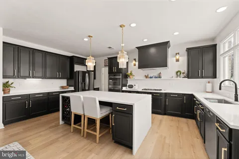 $1,750,000 | 18545 Sandpiper Place, Leesburg, VA 20176