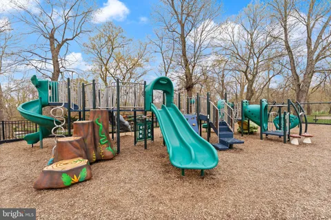 $1,750,000 | 18545 Sandpiper Place, Leesburg, VA 20176