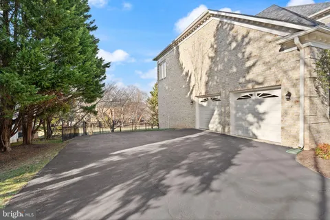 $1,750,000 | 18545 Sandpiper Place, Leesburg, VA 20176