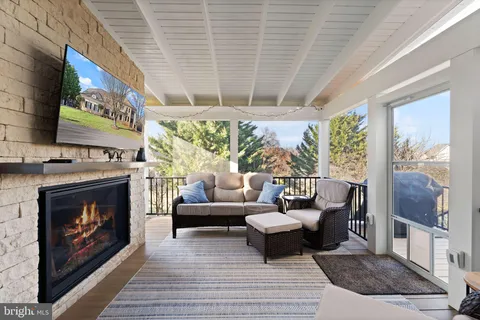 $1,750,000 | 18545 Sandpiper Place, Leesburg, VA 20176