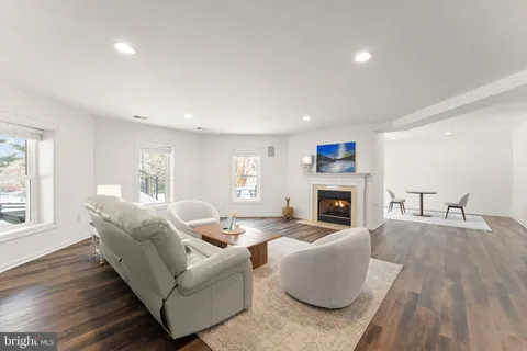 $1,750,000 | 18545 Sandpiper Place, Leesburg, VA 20176