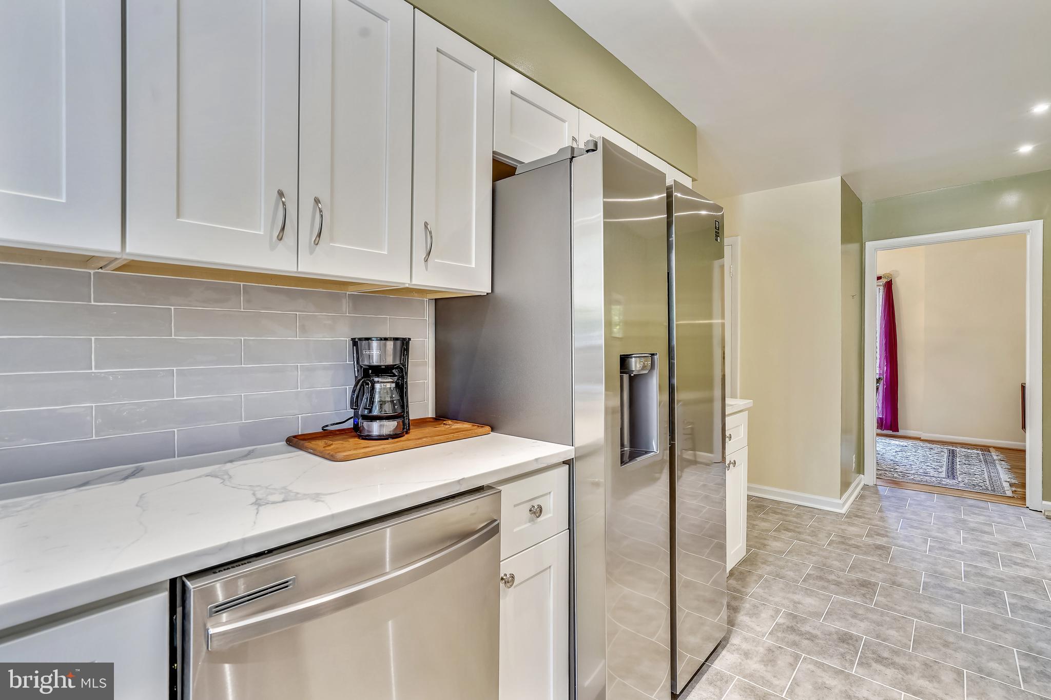 11087 Saffold Way Reston, VA 20190 - Photo 19 of 48 Tiled Backsplash.