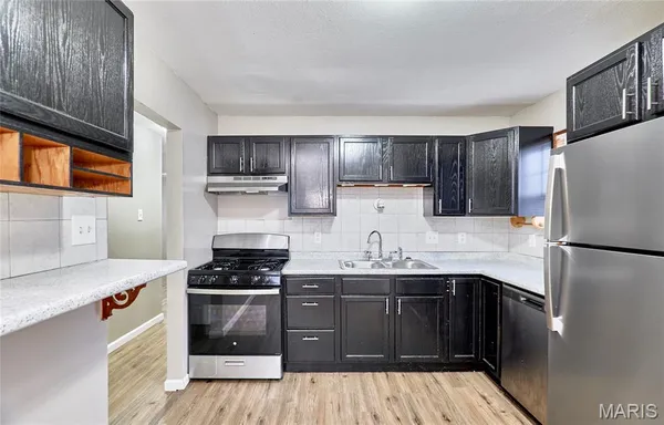 $1,400 | 855 Daniel Boone Drive, Florissant, MO 63031