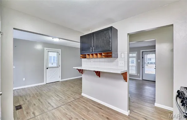 $1,400 | 855 Daniel Boone Drive, Florissant, MO 63031