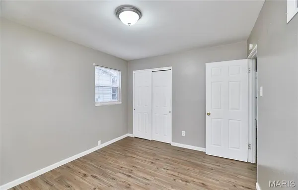 $1,400 | 855 Daniel Boone Drive, Florissant, MO 63031