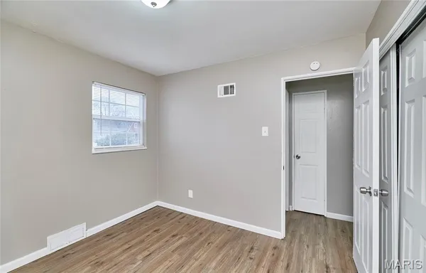$1,400 | 855 Daniel Boone Drive, Florissant, MO 63031