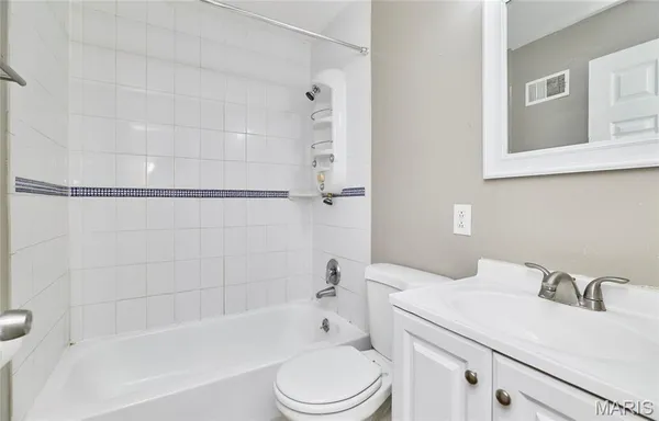 $1,400 | 855 Daniel Boone Drive, Florissant, MO 63031