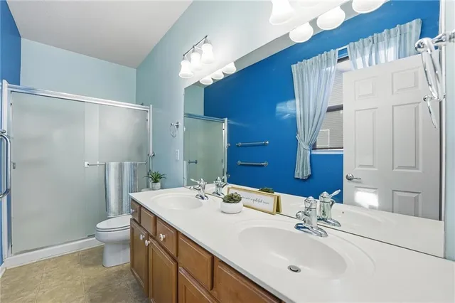 $379,000 | 4821 Southwest Davis Drive, Lee's Summit, MO 64083